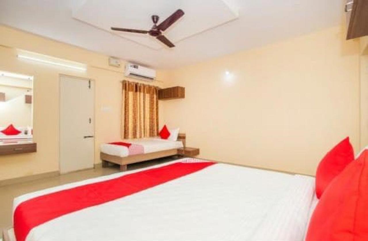 Vivid Homes By Wb Inn Bangalore Exterior foto